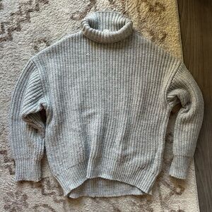 GAP Light Gray Turtleneck Sweater